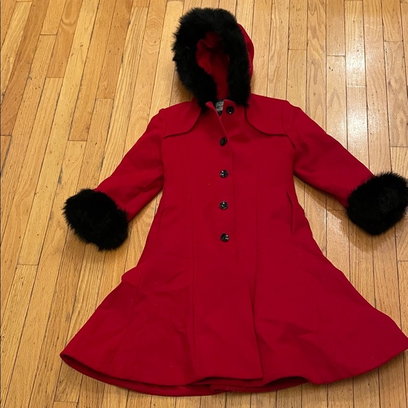Vintage Red Coat with Black Trim - Picture 2 of 9